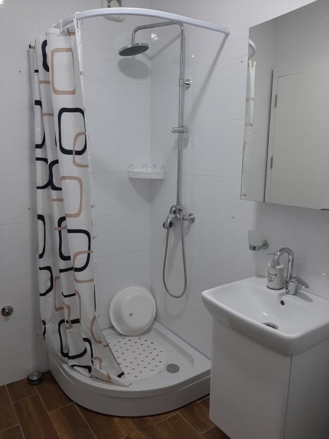 Apartman Viaggio Sremska Mitrovica Exterior photo